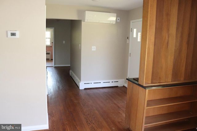 2831 CEDAR LN, Vienna, VA 22180