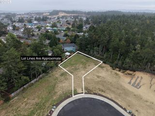 0 Park Pl 10, Coos Bay, OR 97420