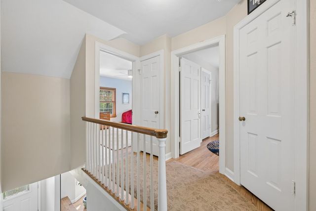 346 Lagoon Drive, Northfield, IL 60093