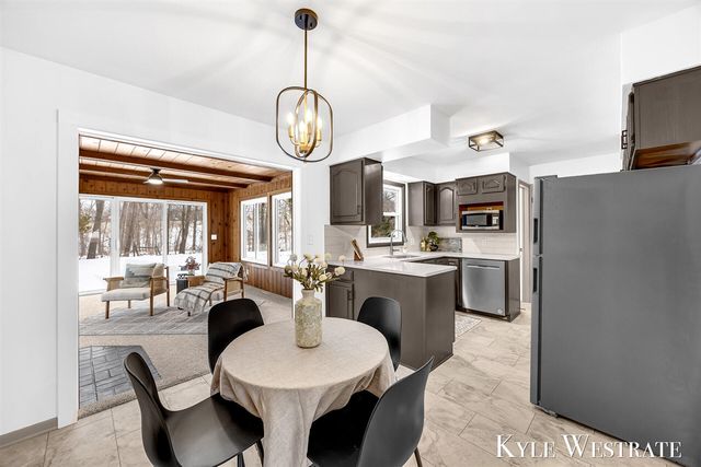 3349 Chevy Chase Street, Grand Rapids, MI 49546