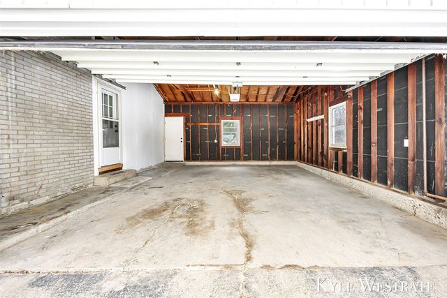 3349 Chevy Chase Street, Grand Rapids, MI 49546