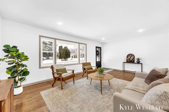 3349 Chevy Chase Street, Grand Rapids, MI 49546