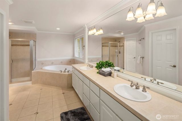 26817 SE 22nd Court, Sammamish, WA 98075