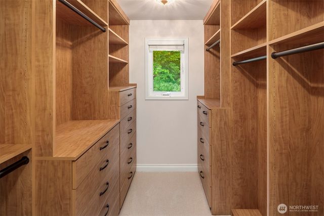 26817 SE 22nd Court, Sammamish, WA 98075