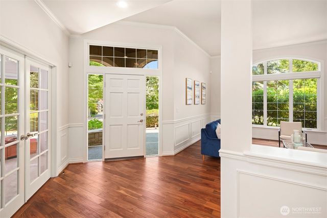 26817 SE 22nd Court, Sammamish, WA 98075