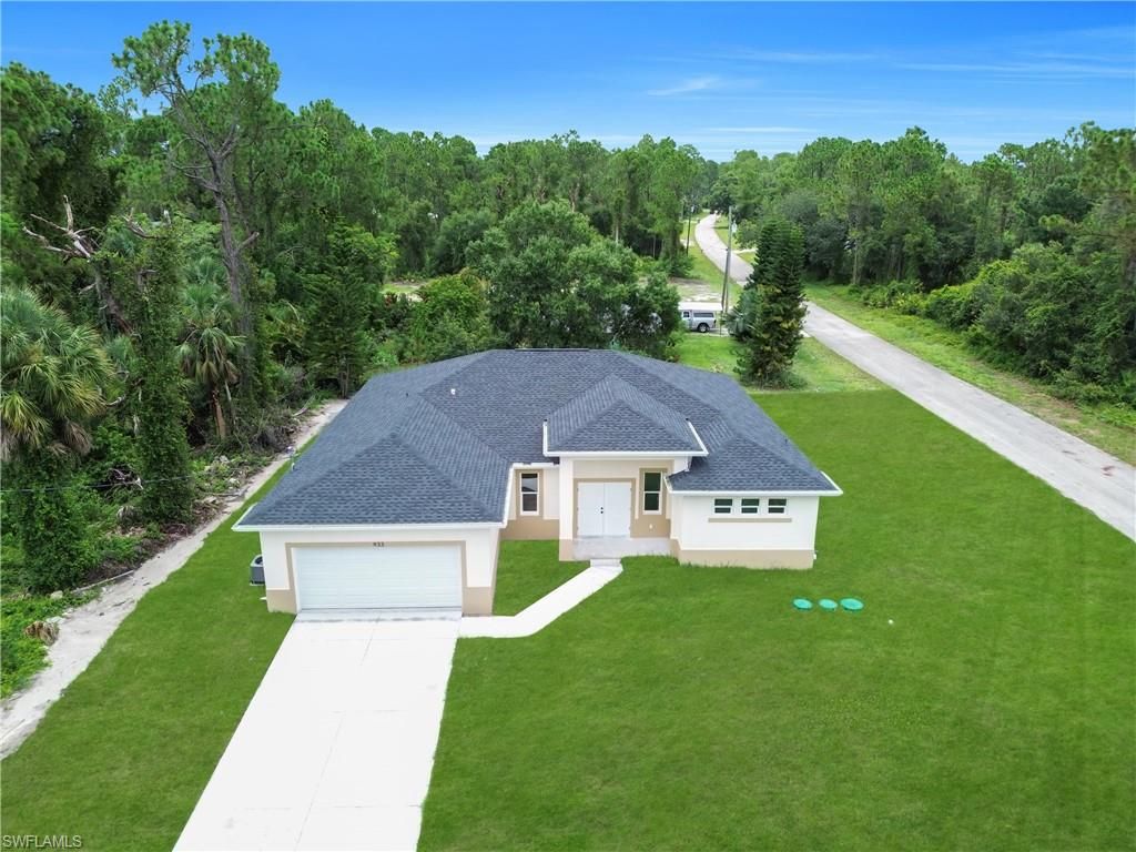 933 Anthony ST E, Lehigh Acres, FL 33974