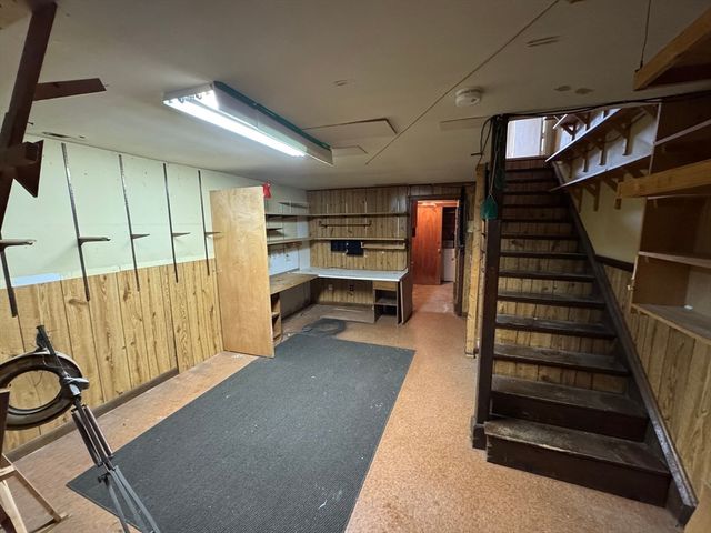 100 Roper St D, Lowell, MA 01852