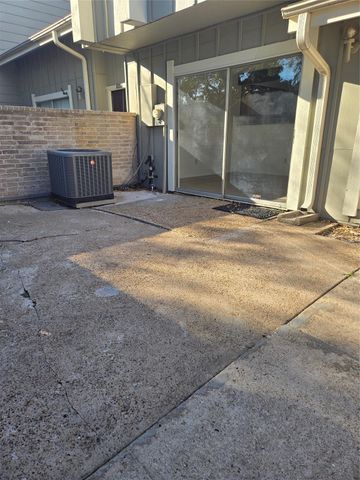 12906 Leader Street 2906, Houston, TX 77072