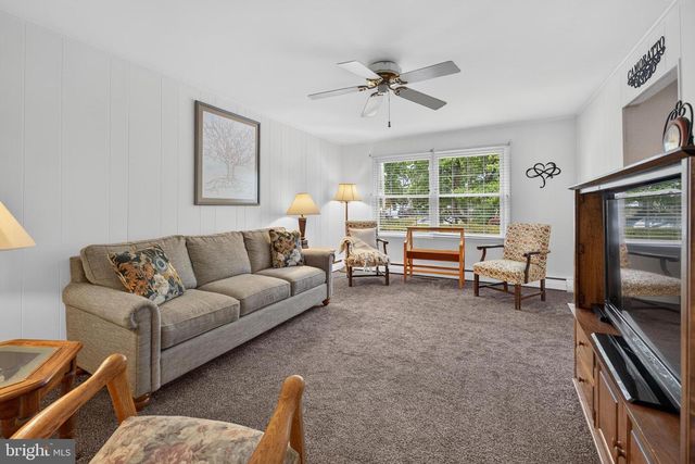 13 FLORENCE AVE, Marlton, NJ 08053