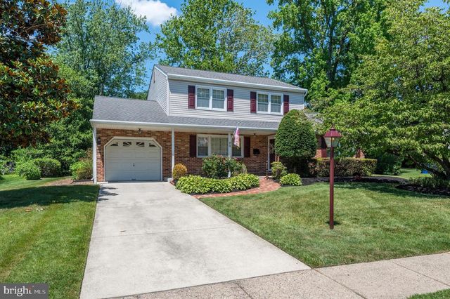 13 FLORENCE AVE, Marlton, NJ 08053