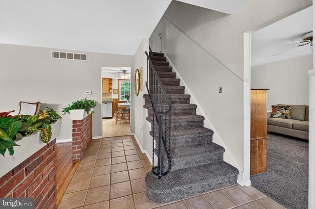13 FLORENCE AVE, Marlton, NJ 08053