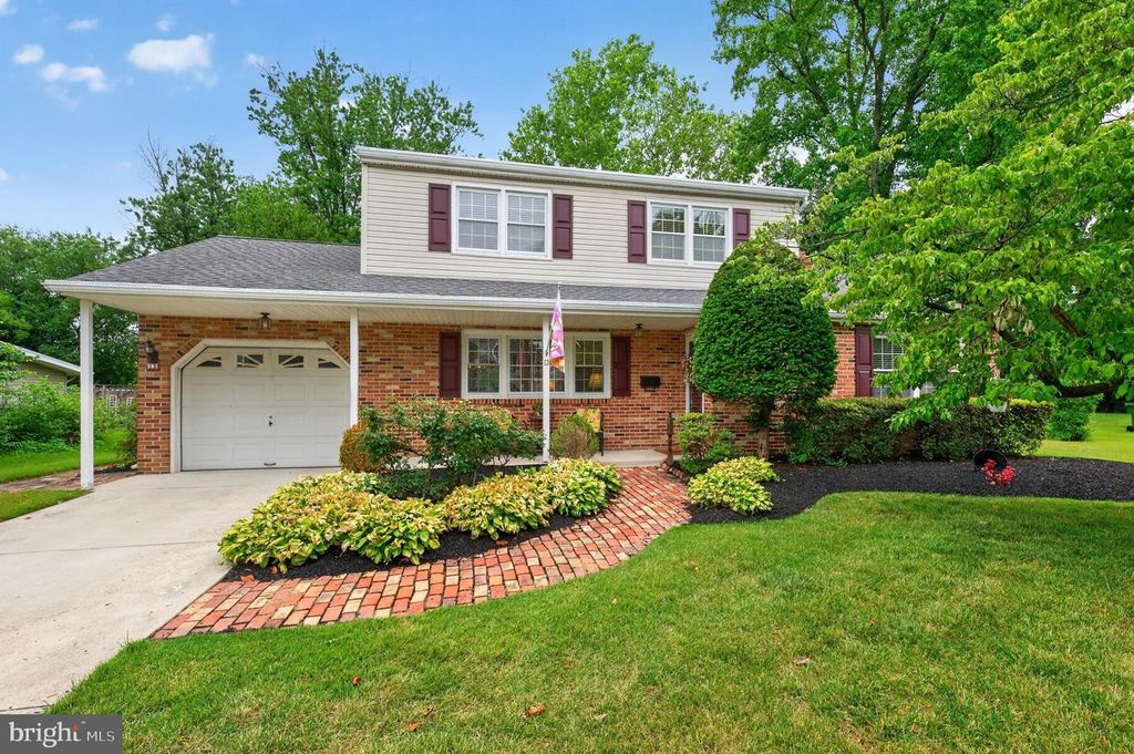 13 FLORENCE AVE, Marlton, NJ 08053