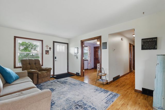 218 OAKLAND, Rapid City, SD 57701
