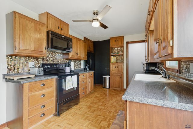 218 OAKLAND, Rapid City, SD 57701
