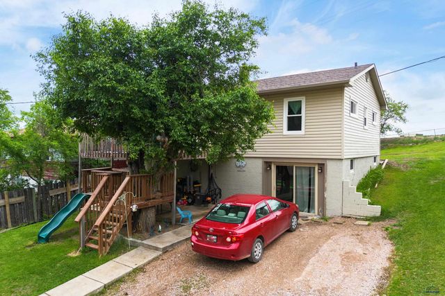 218 OAKLAND, Rapid City, SD 57701