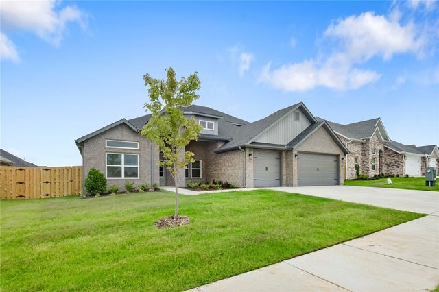 2416 Salmon Street, Pea Ridge, AR 72751