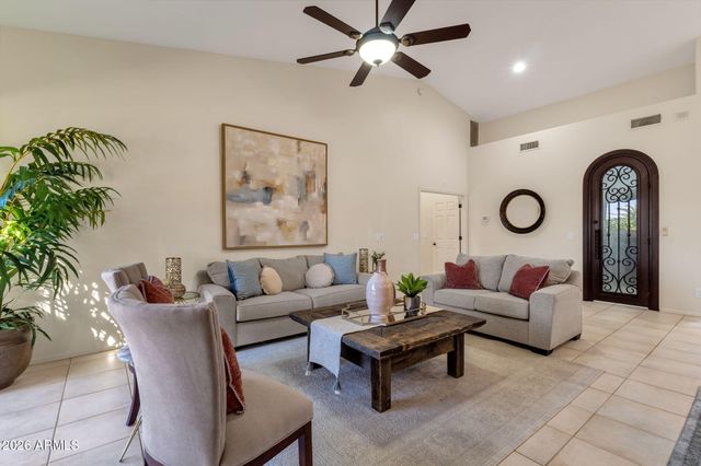 1837 E MARILYN Road, Phoenix, AZ 85022