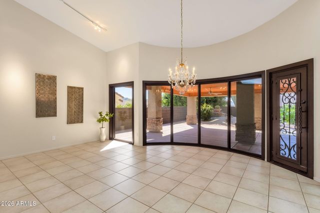1837 E MARILYN Road, Phoenix, AZ 85022