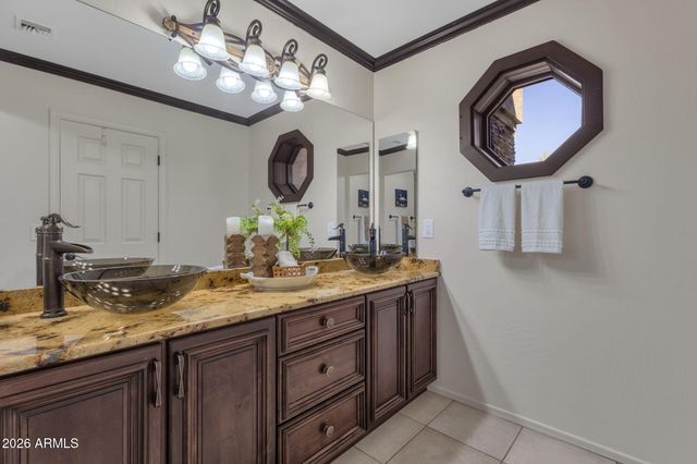 1837 E MARILYN Road, Phoenix, AZ 85022