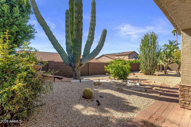 1837 E MARILYN Road, Phoenix, AZ 85022