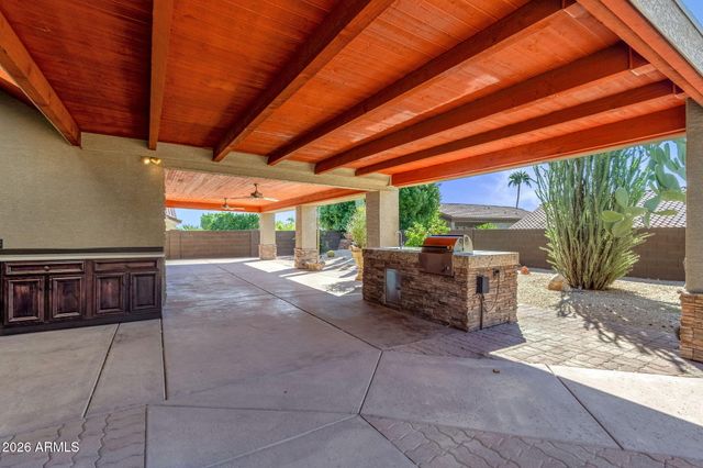 1837 E MARILYN Road, Phoenix, AZ 85022