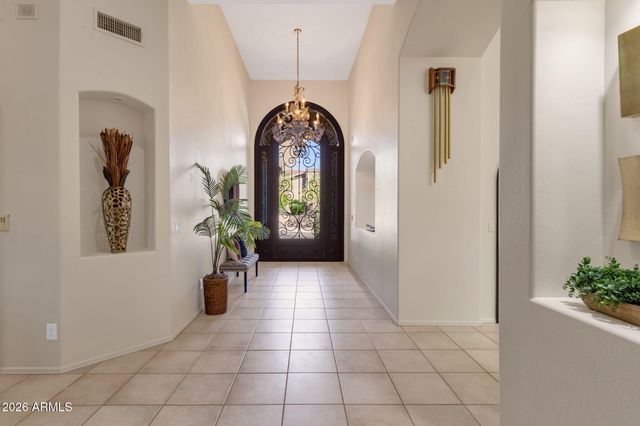 1837 E MARILYN Road, Phoenix, AZ 85022
