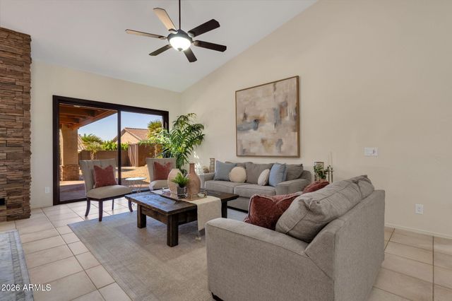 1837 E MARILYN Road, Phoenix, AZ 85022