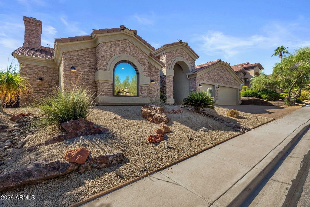 1837 E MARILYN Road, Phoenix, AZ 85022 — photo 2