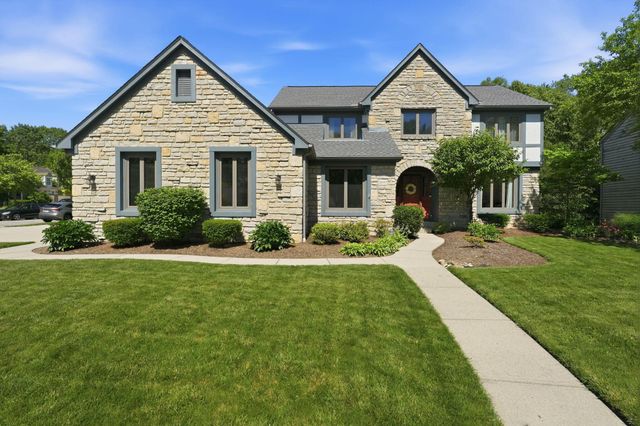 2347 Collins Drive, Worthington, OH 43085