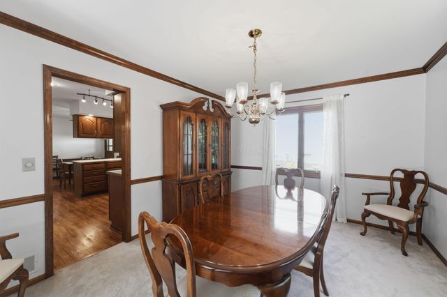 2347 Collins Drive, Worthington, OH 43085