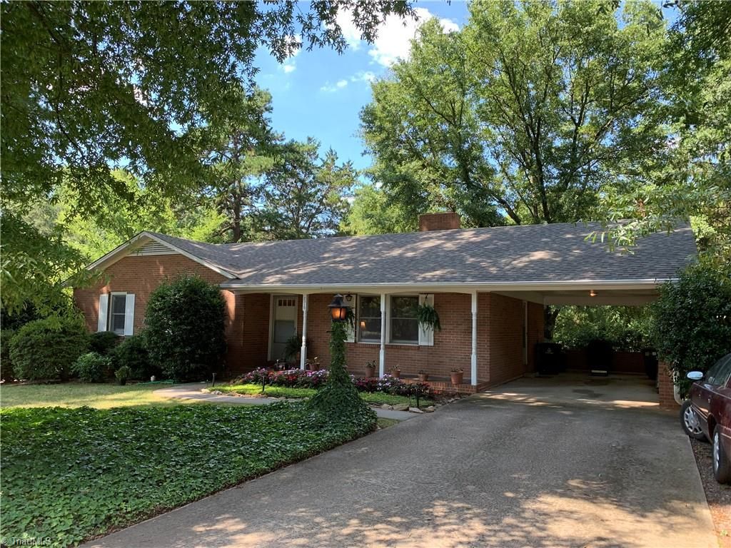 2315 Frederick Drive, Winston-salem, NC 27103