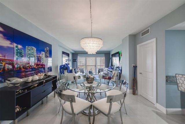 1980 S Ocean Drive 11M, Hallandale Beach, FL 33009