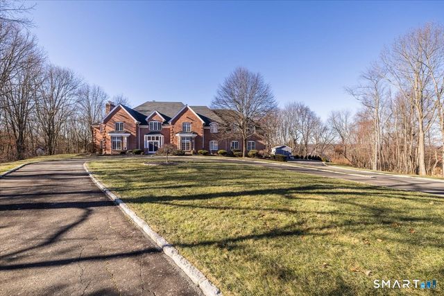 8 Nod Hill Road, Oxford, CT 06478