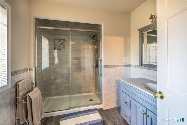 8 Nod Hill Road, Oxford, CT 06478