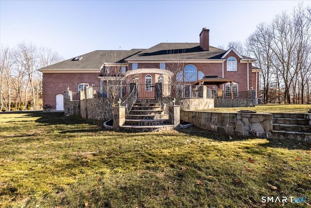 8 Nod Hill Road, Oxford, CT 06478