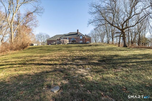 8 Nod Hill Road, Oxford, CT 06478