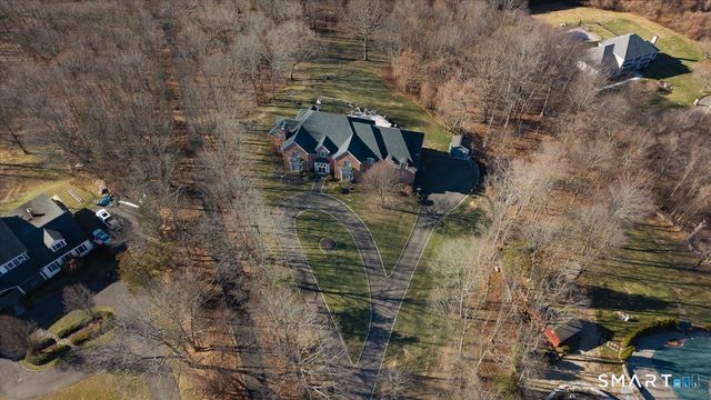 8 Nod Hill Road, Oxford, CT 06478