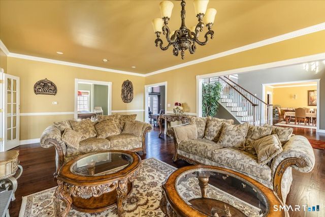 8 Nod Hill Road, Oxford, CT 06478