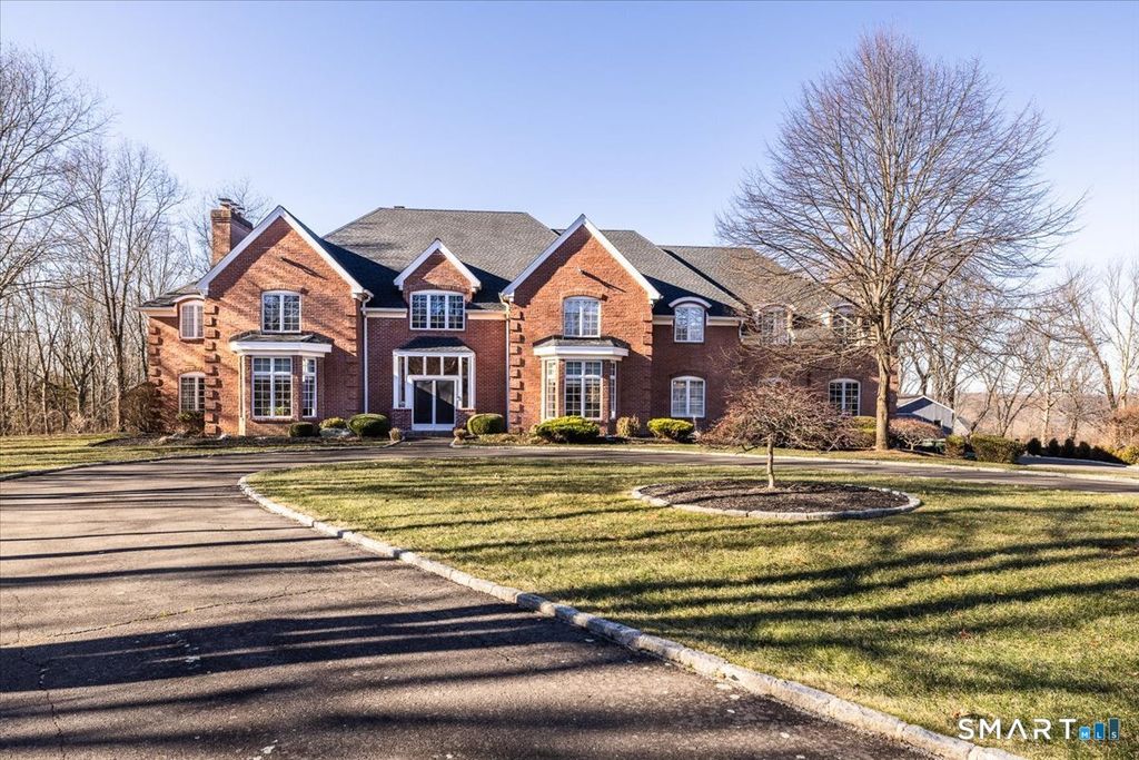 8 Nod Hill Road, Oxford, CT 06478