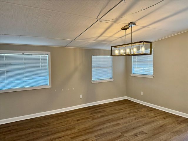 8112 Willet TRL A, Austin, TX 78745