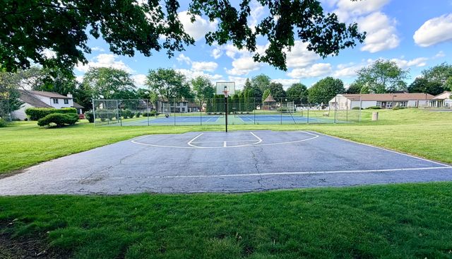 1848 Kerrybrook Court 1848, Sycamore, IL 60178