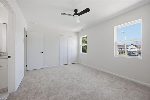 2510 King CT, Chesapeake, VA 23324