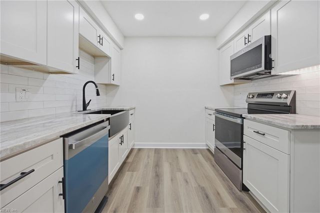 2510 King CT, Chesapeake, VA 23324