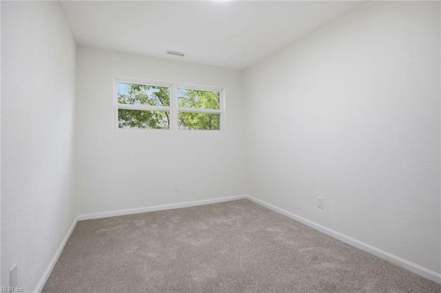 2510 King CT, Chesapeake, VA 23324