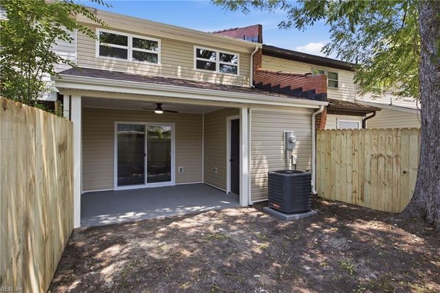 2510 King CT, Chesapeake, VA 23324