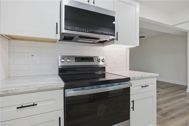 2510 King CT, Chesapeake, VA 23324