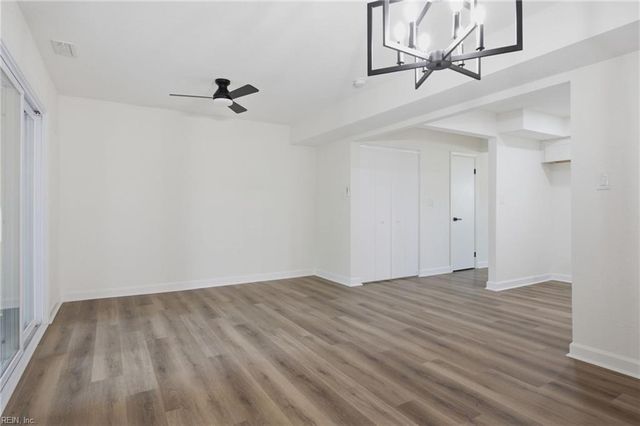 2510 King CT, Chesapeake, VA 23324