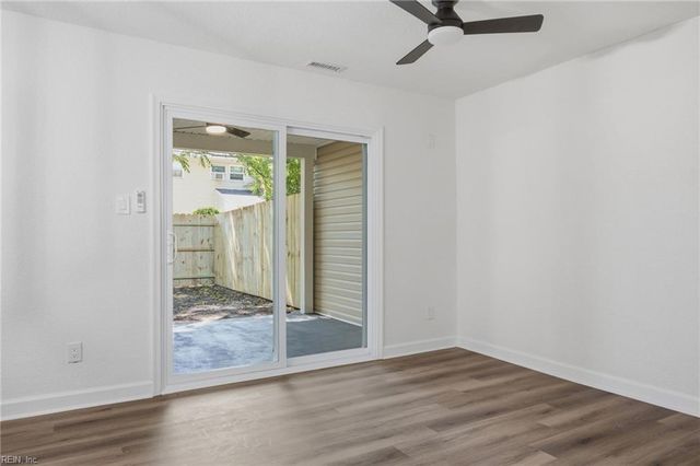2510 King CT, Chesapeake, VA 23324