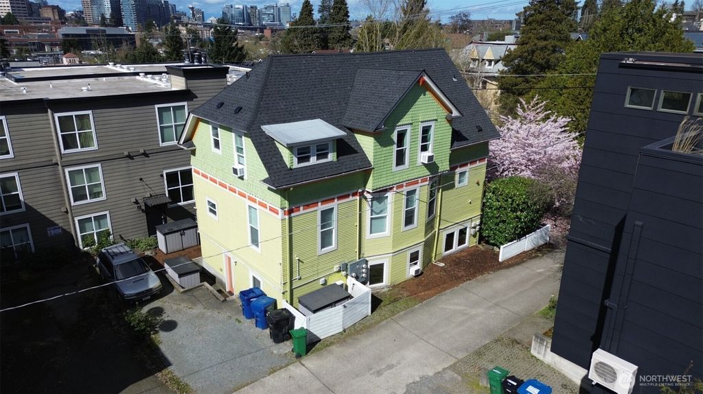 1609 E Columbia Street, Seattle, WA 98122