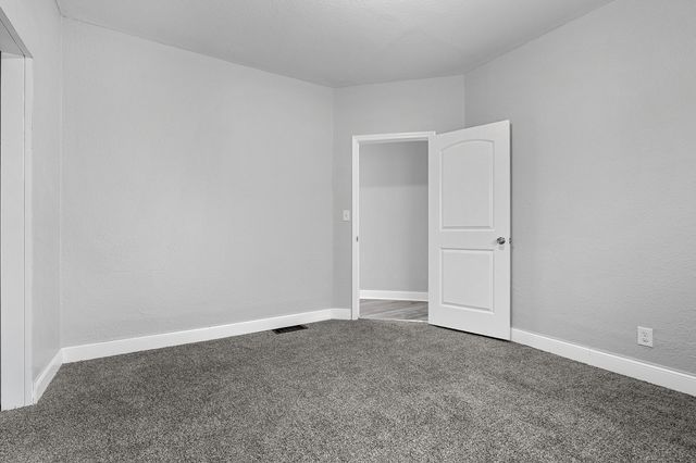 546 Washburn Avenue, Kalamazoo, MI 49048